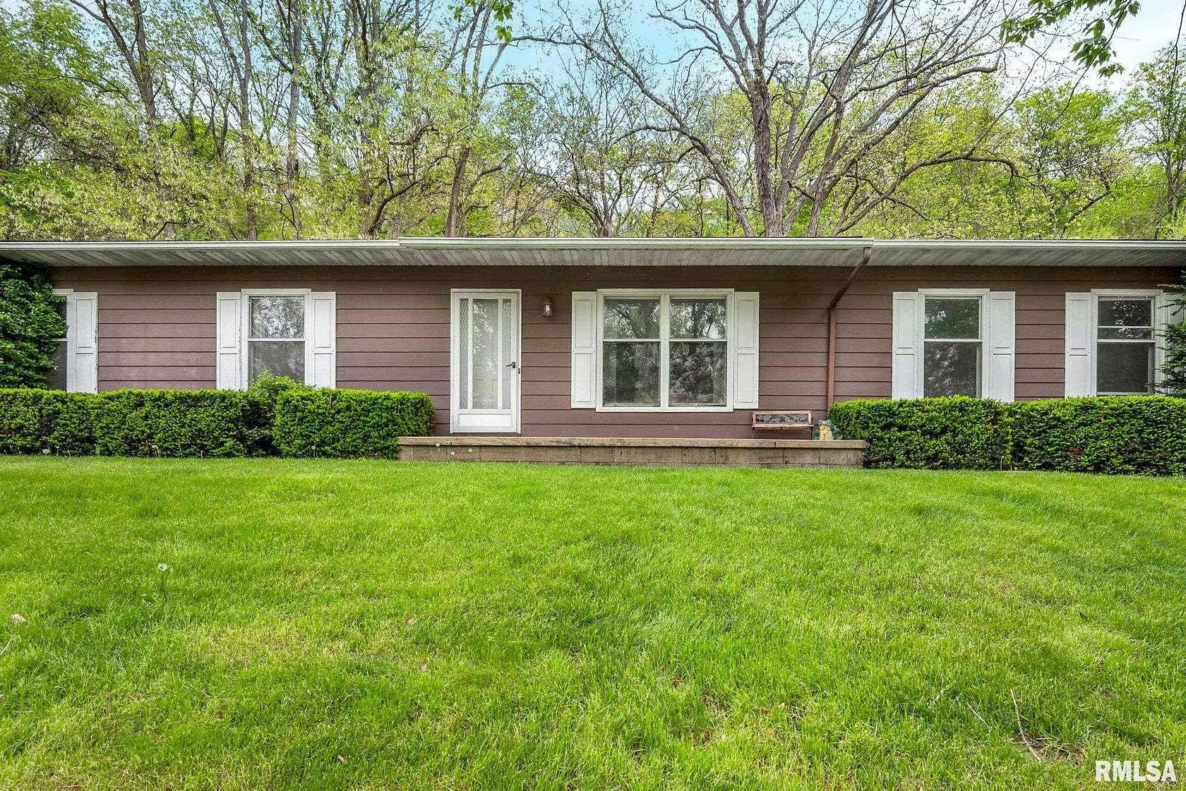 5 Acres of Land with Home for Sale in Lacon, Illinois