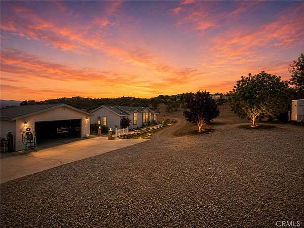 2.5 Acres of Land with Home for Sale in Aguanga, California