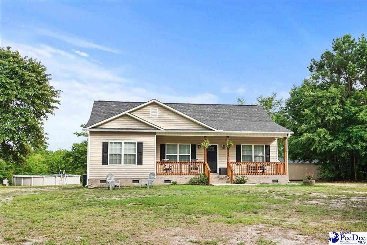 16.4 Acres of Land with Home for Sale in Jefferson, South Carolina