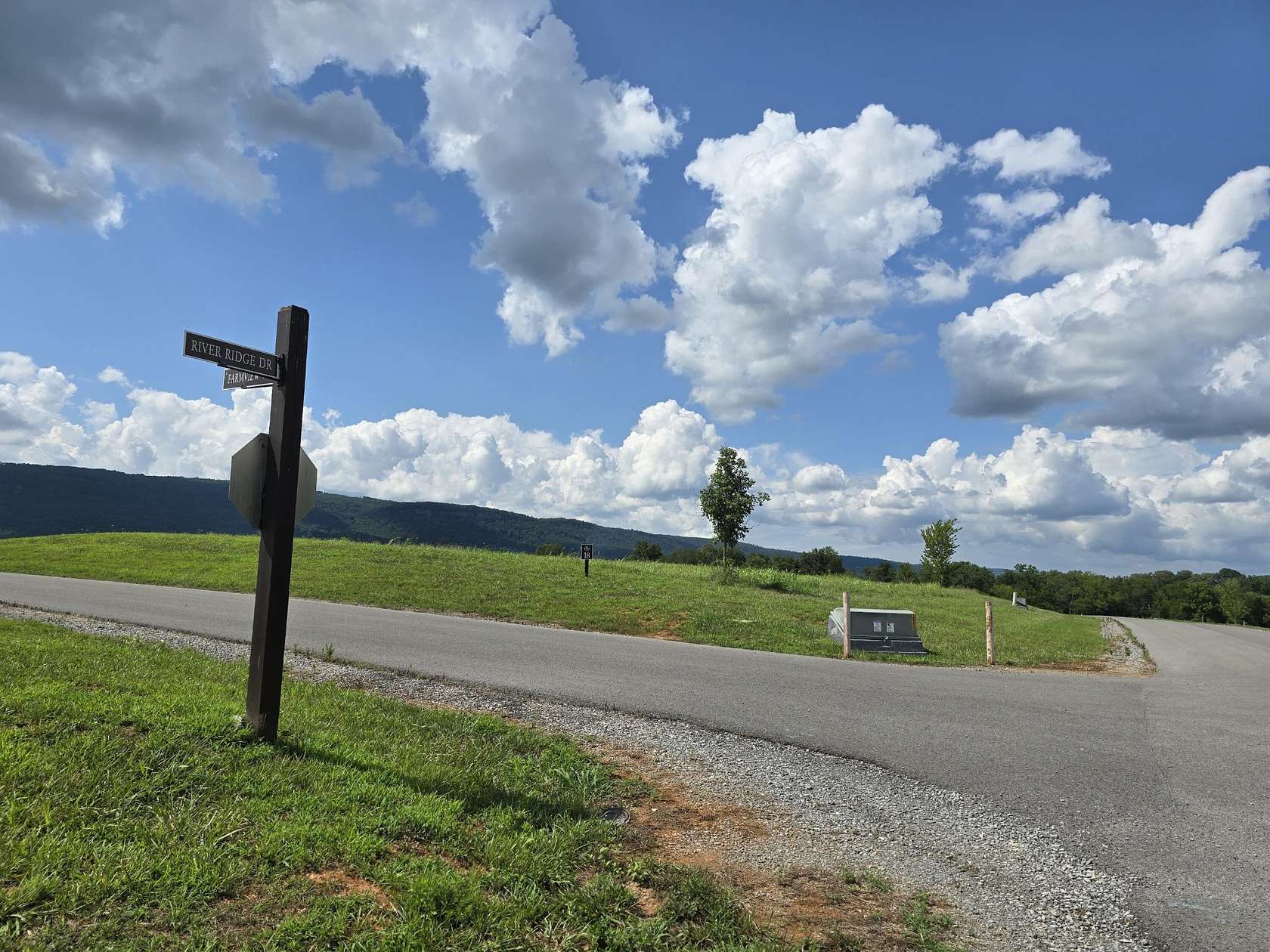 0.9 Acres of Residential Land for Sale in Dunlap, Tennessee