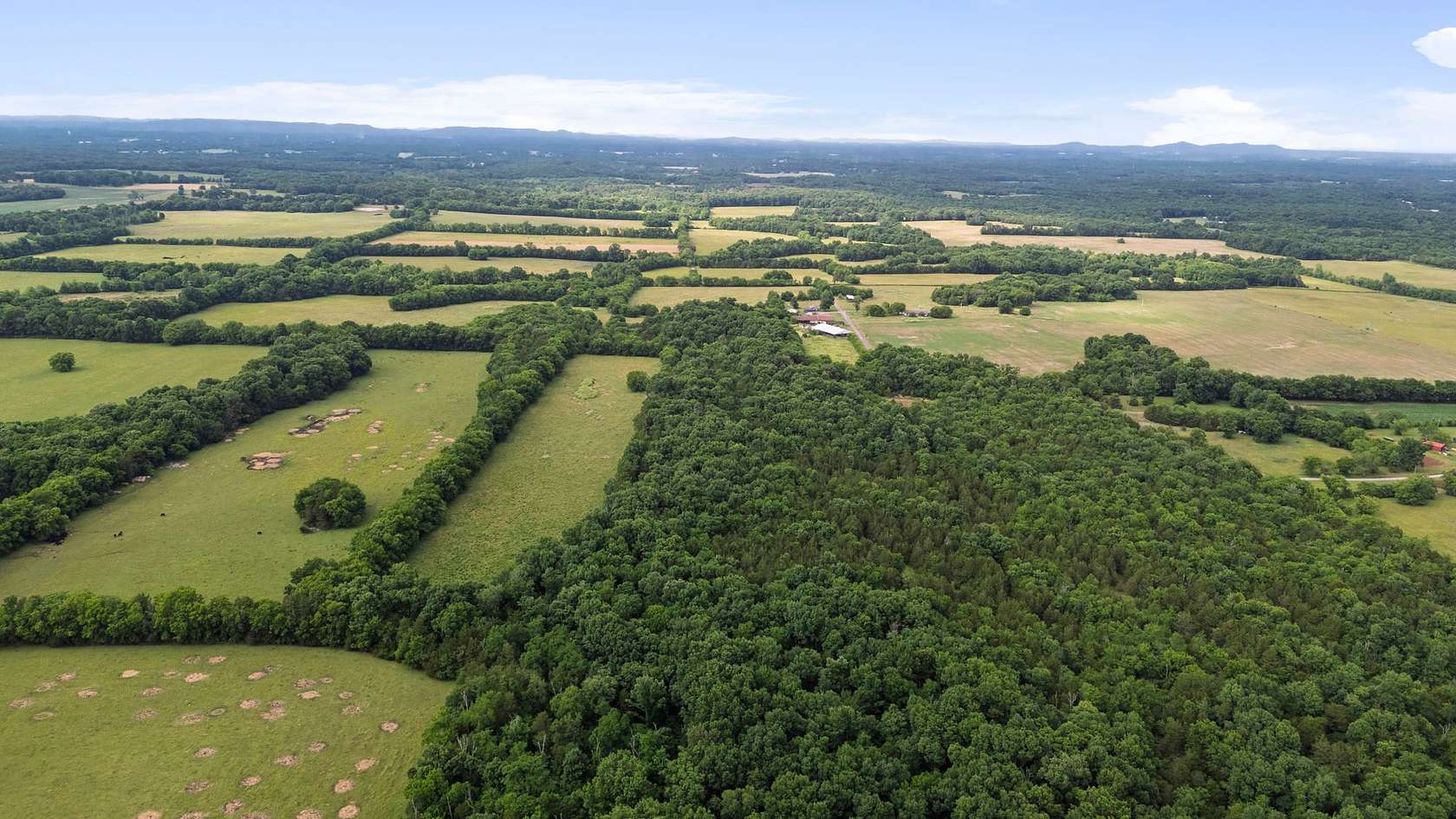 305 Acres of Land for Sale in Lewisburg, Tennessee