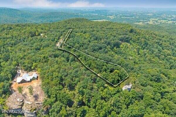 5.69 Acres of Residential Land for Sale in Sparta, Tennessee