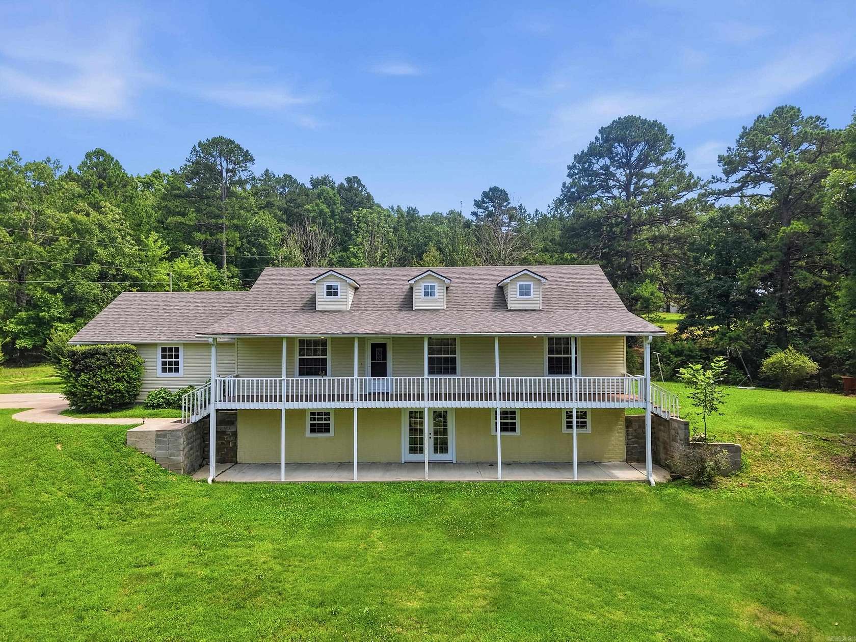 7.49 Acres of Land with Home for Sale in Clinton, Arkansas