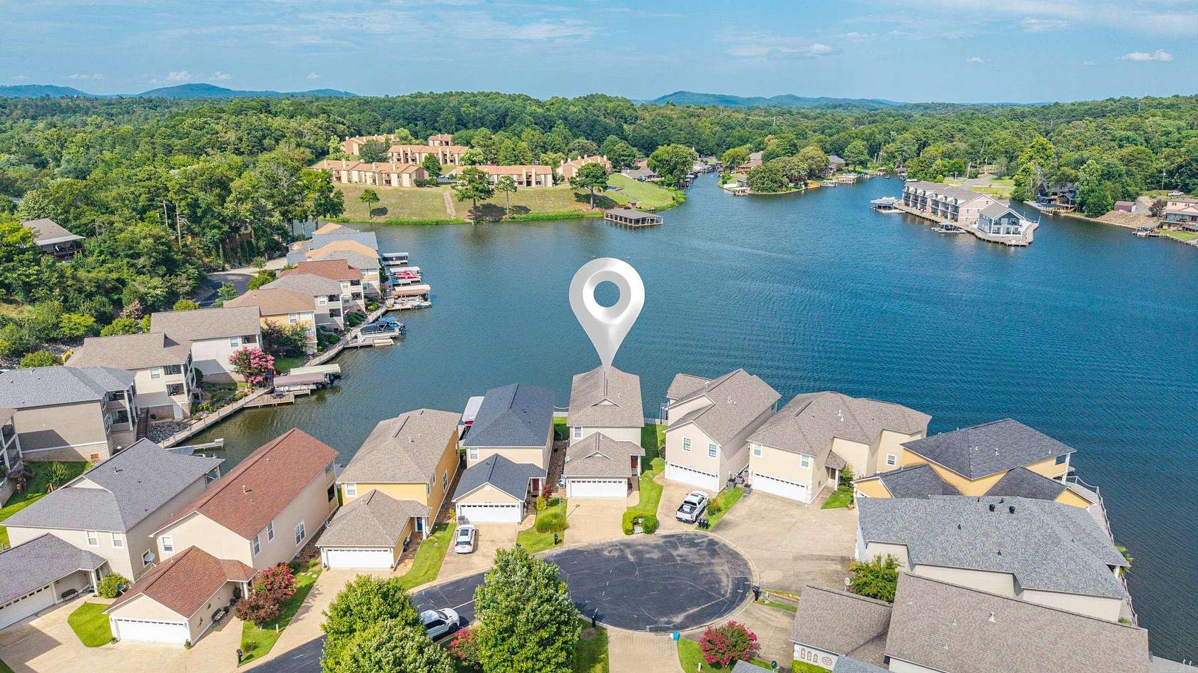 47 Acres of Land with Home for Sale in Hot Springs, Arkansas