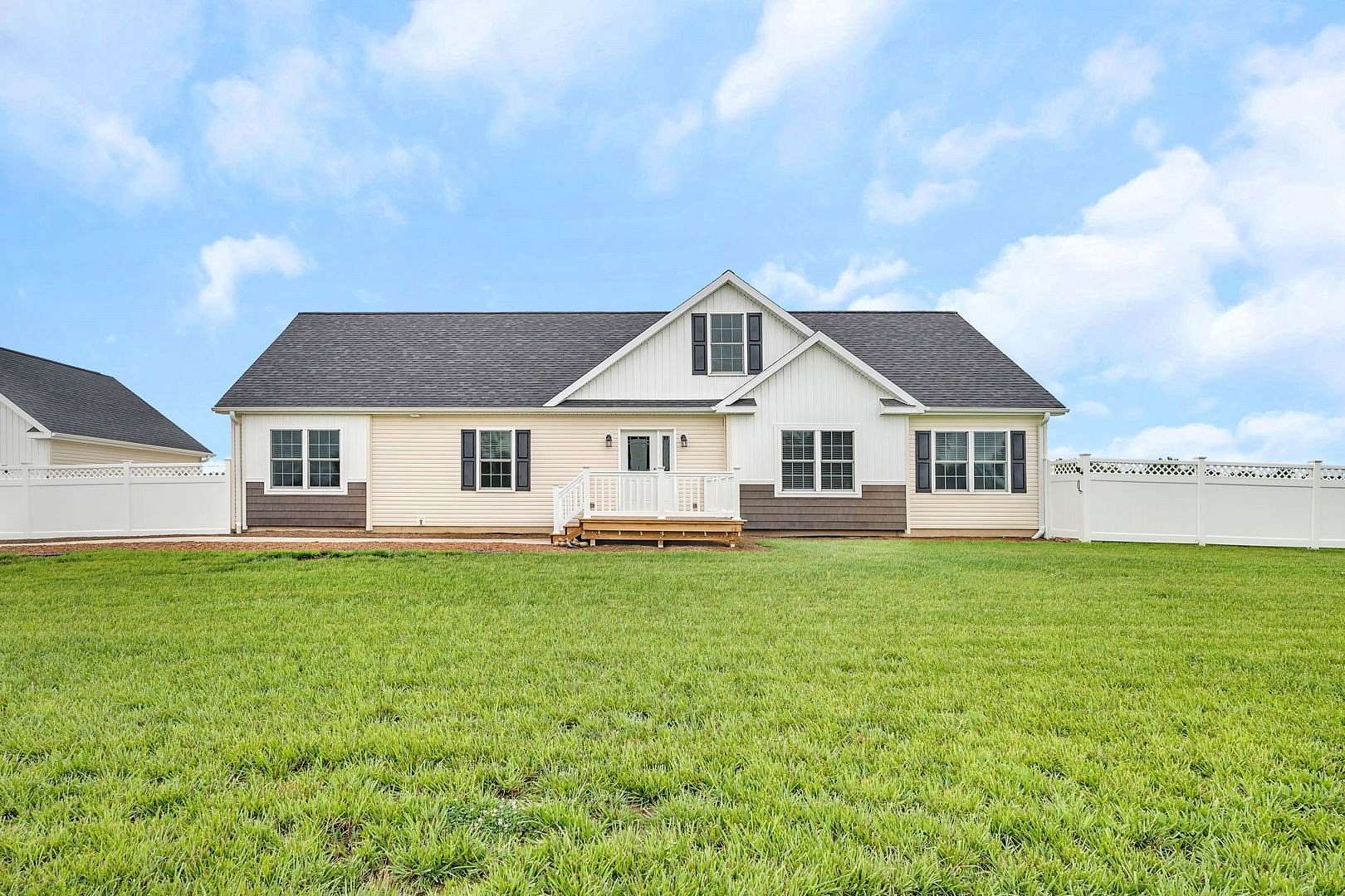10 Acres of Land with Home for Sale in Morris, Illinois