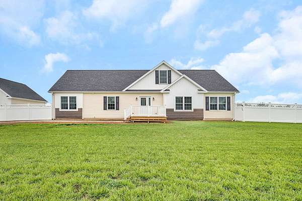 10 Acres of Land with Home for Sale in Morris, Illinois