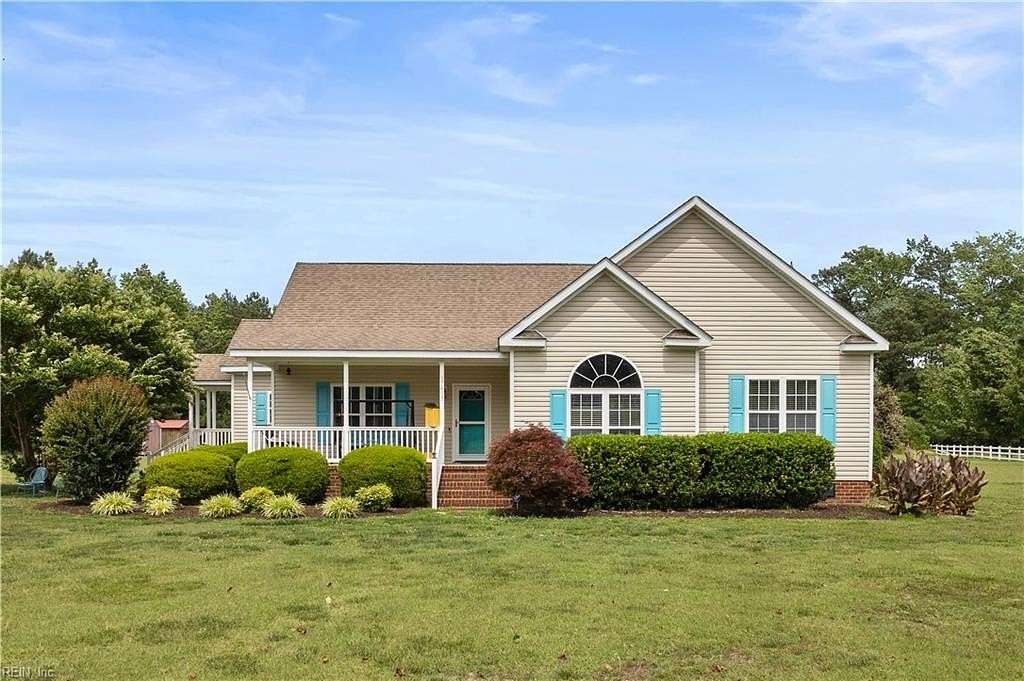 2 Acres of Land with Home for Sale in Windsor, Virginia