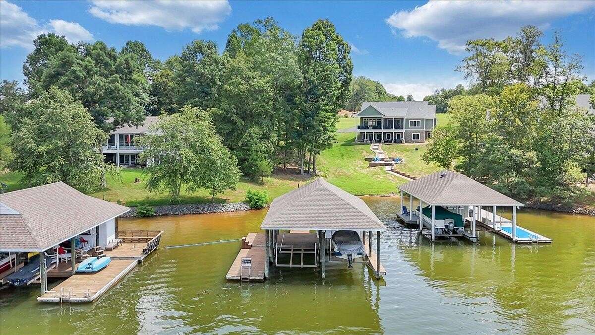 1 Acre of Residential Land for Sale in Union Hall, Virginia
