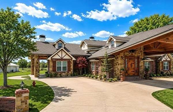100 Acres of Recreational Land with Home for Sale in Sallisaw, Oklahoma