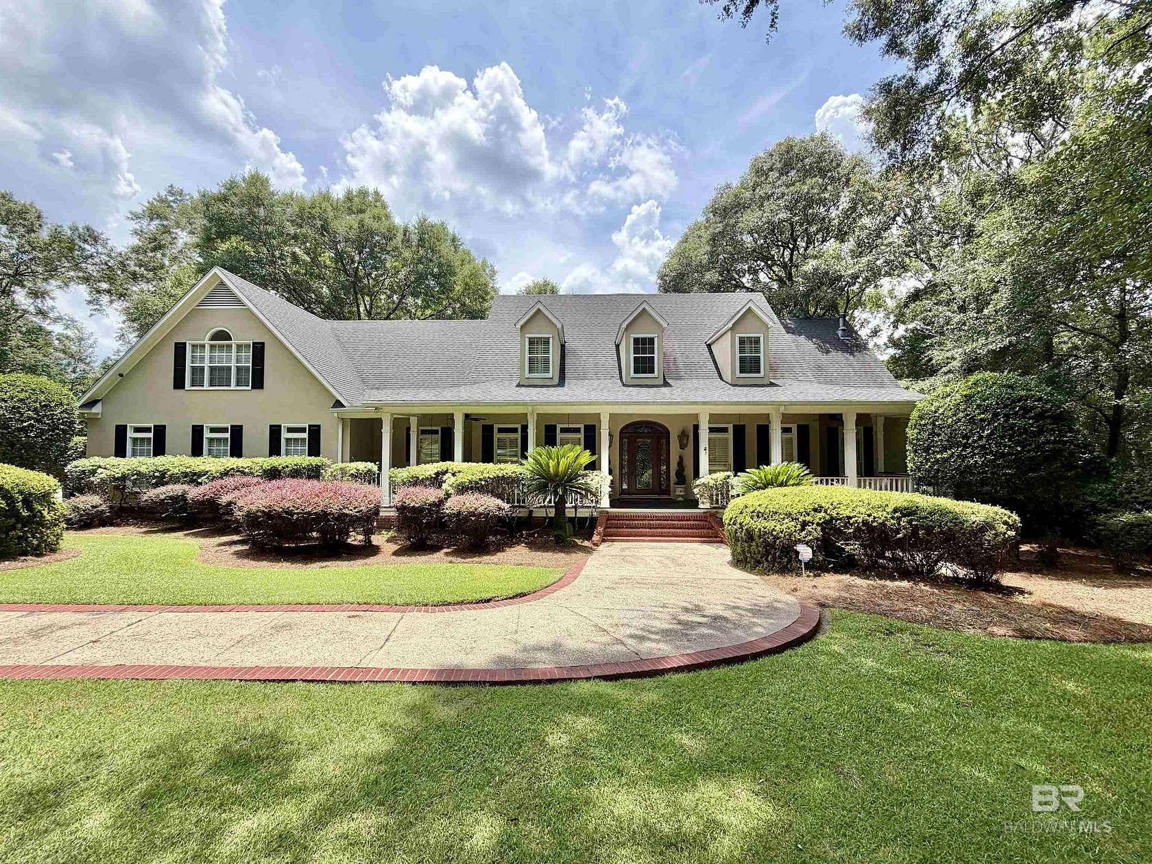 4 Acres of Land with Home for Sale in Mobile, Alabama