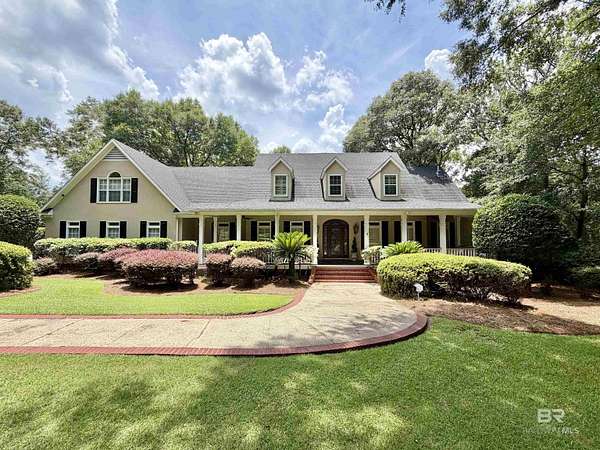 4 Acres of Land with Home for Sale in Mobile, Alabama