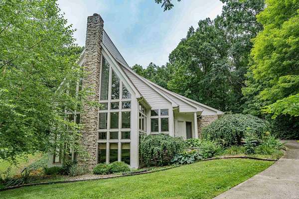 1.53 Acres of Land with Home for Sale in Fort Wayne, Indiana