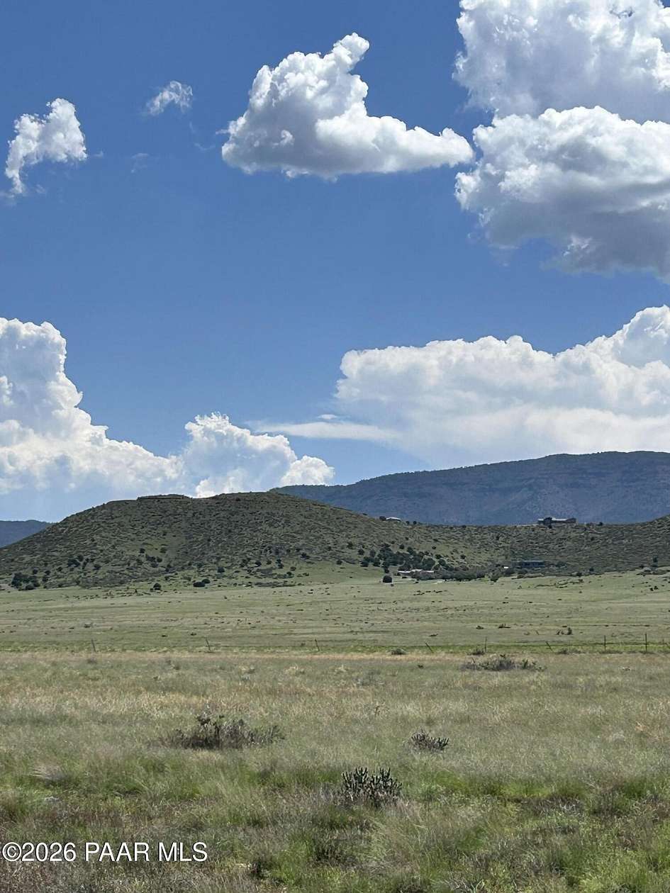 10 Acres of Recreational & Residential Land for Sale in Prescott Valley, Arizona