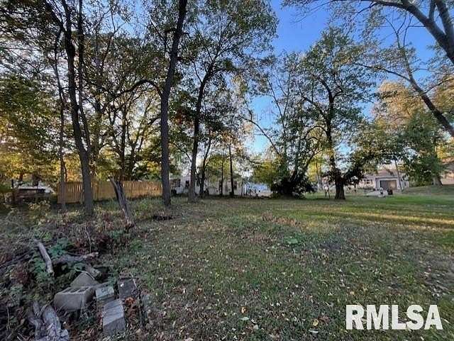0.17 Acres of Residential Land for Sale in Creve Coeur, Illinois
