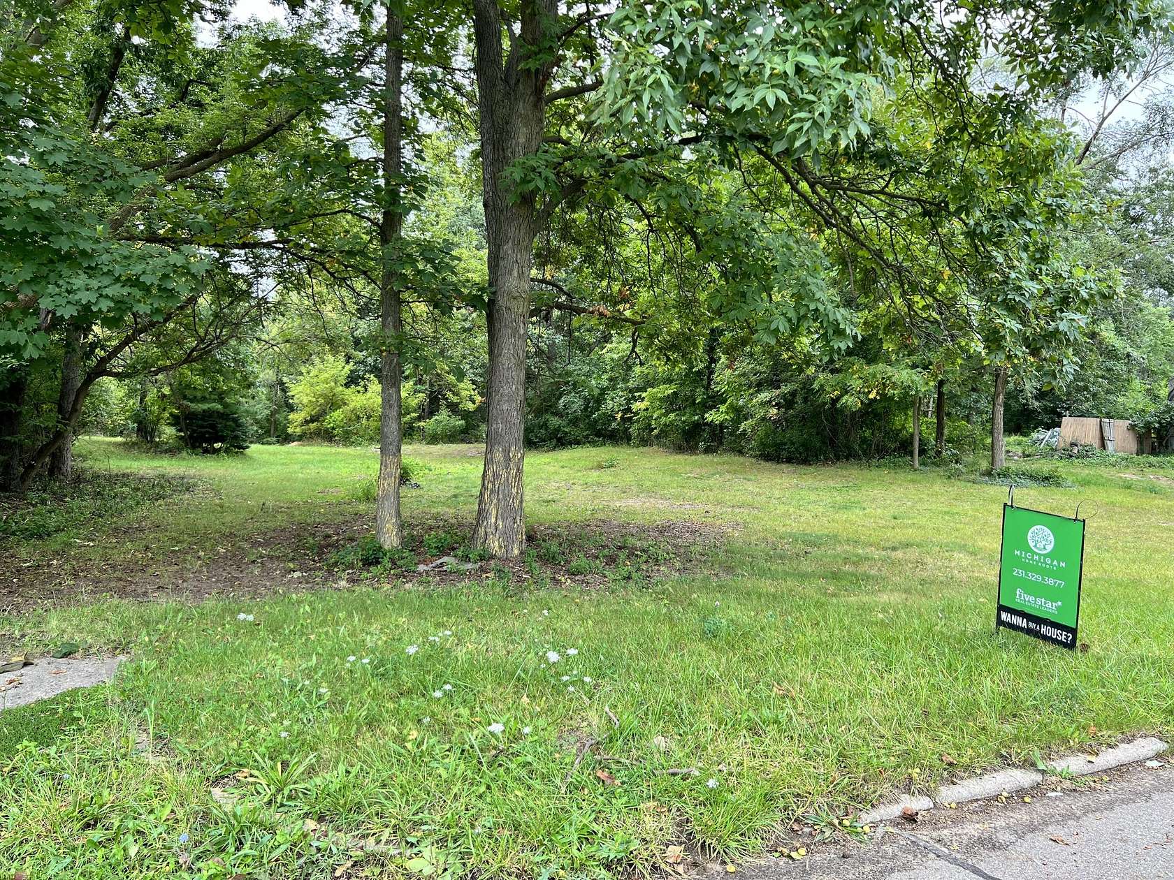 1.89 Acres of Residential Land for Sale in Battle Creek, Michigan