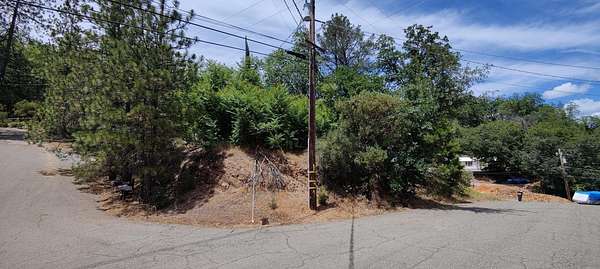 0.31 Acres of Land for Sale in Lakehead, California