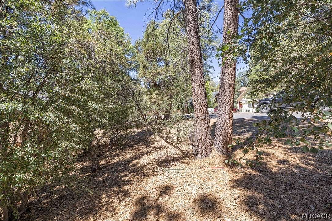 0.12 Acres of Residential Land for Sale in Sugarloaf, California