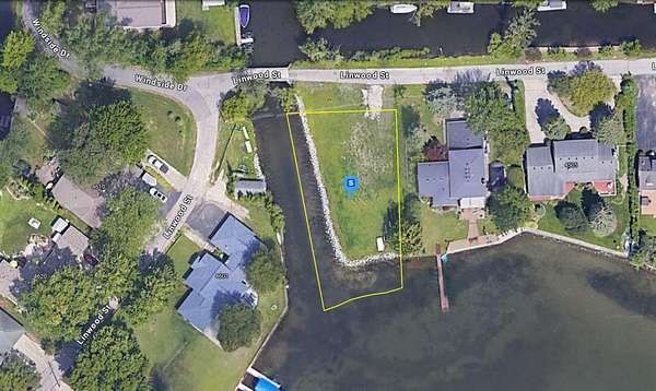 0.22 Acres of Residential Land for Sale in West Bloomfield, Michigan