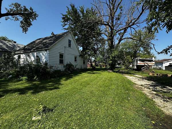 0.3 Acres of Residential Land for Sale in Justice, Illinois