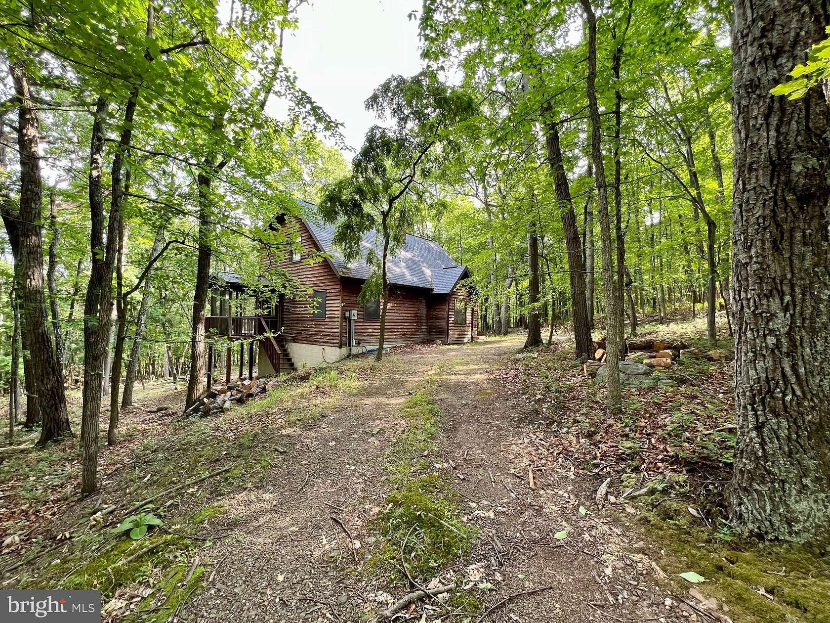 5 Acres of Land with Home for Lease in Berkeley Springs, West Virginia