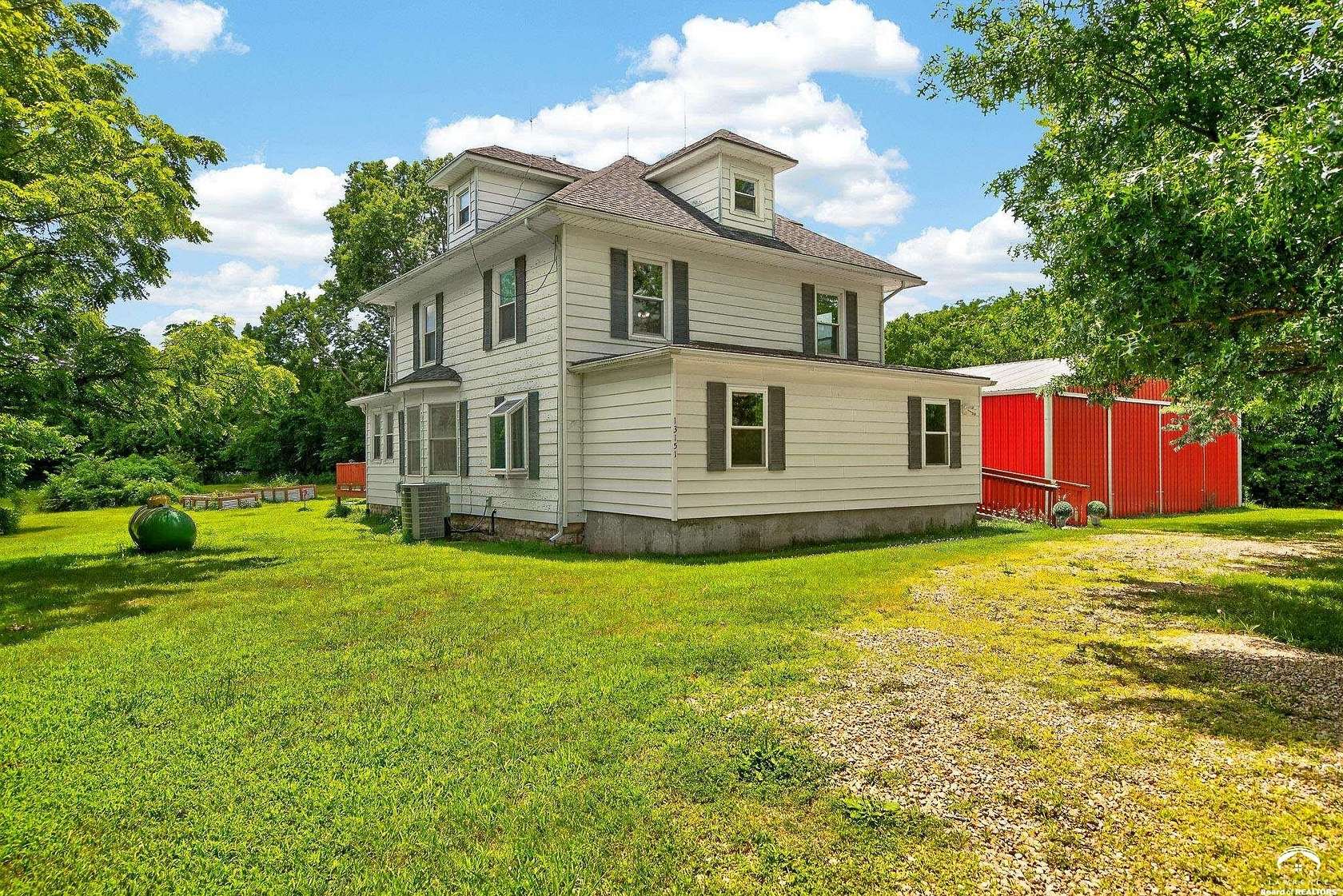 82.8 Acres of Recreational Land with Home for Sale in Oskaloosa, Kansas