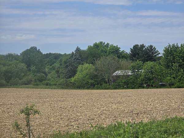 8.59 Acres of Mixed-Use Land for Sale in Woodstock, Illinois
