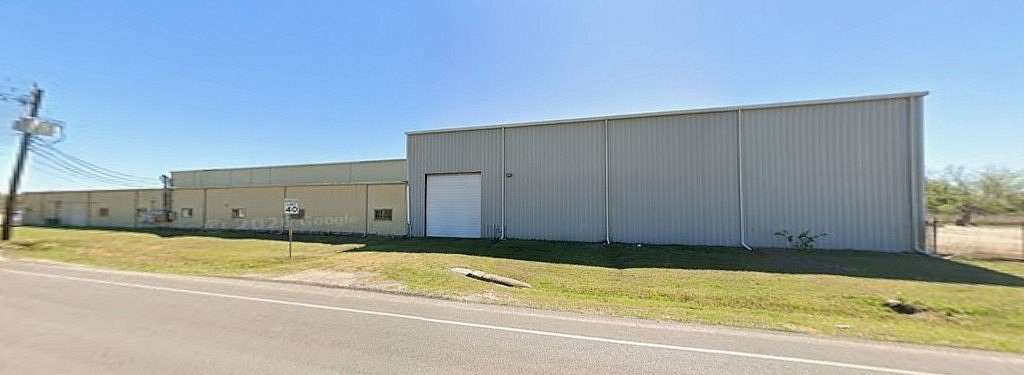 1.8 Acres of Improved Commercial Land for Sale in Sealy, Texas