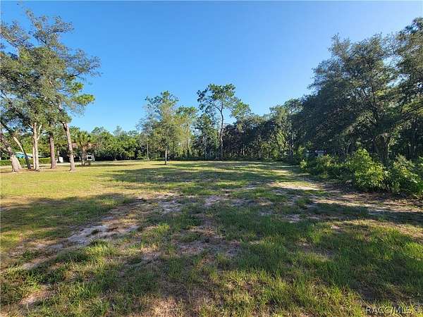 1.1 Acres of Residential Land for Sale in Homosassa, Florida