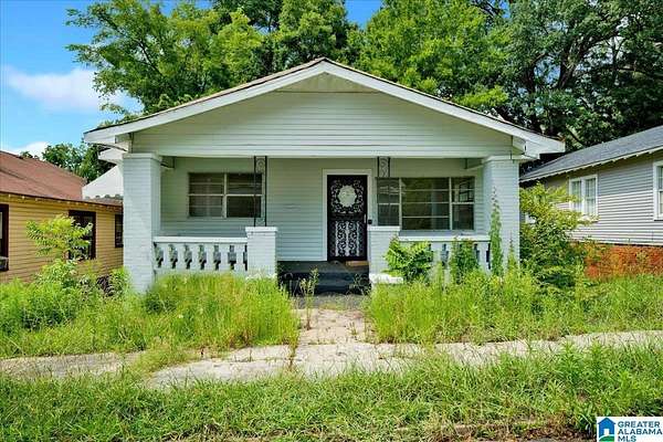 160 Acres of Land with Home for Sale in Birmingham, Alabama