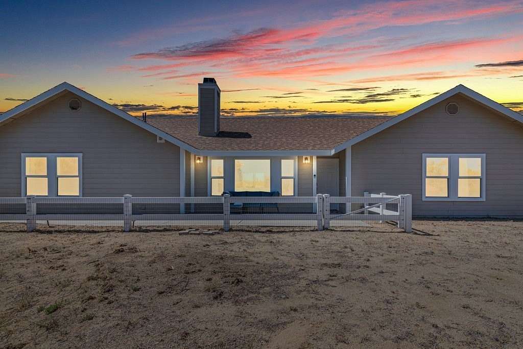 2.6 Acres of Land with Home for Sale in Aguanga, California