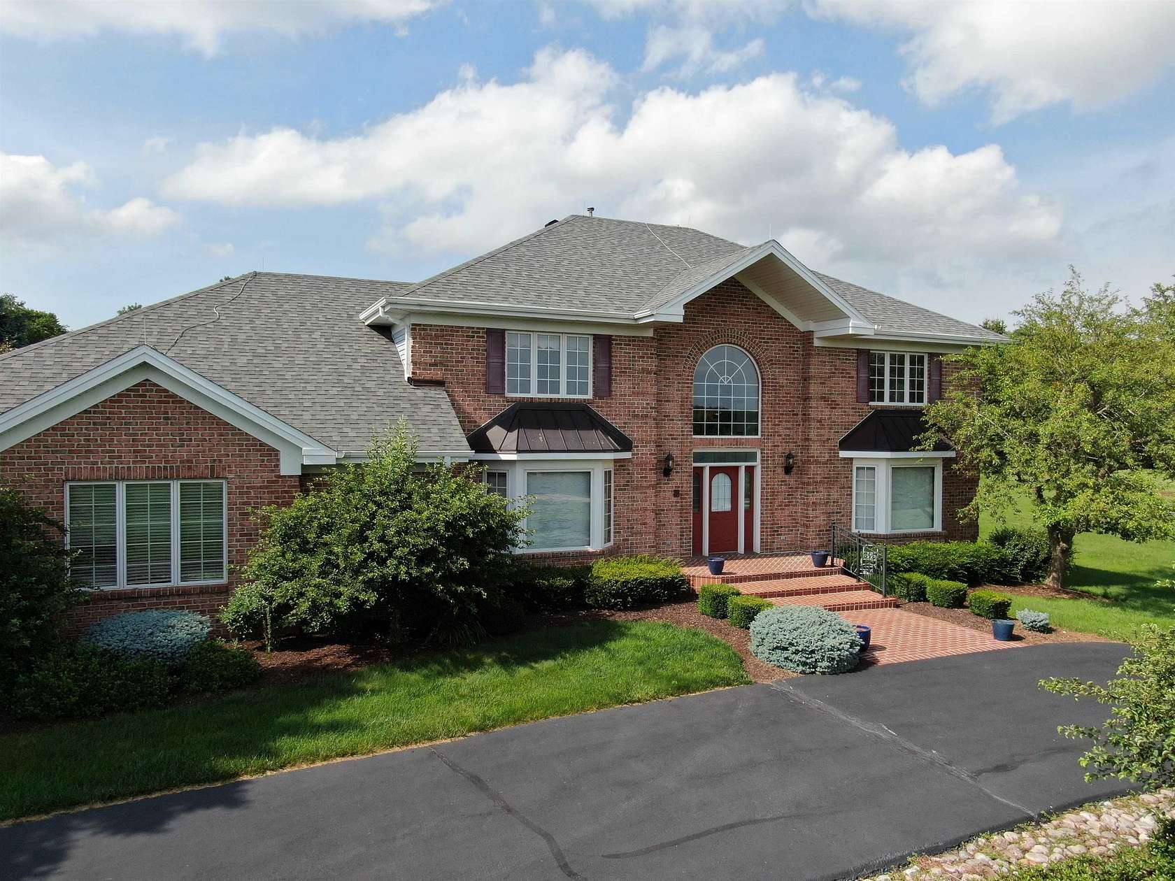 3 Acres of Land with Home for Sale in Rockford, Illinois