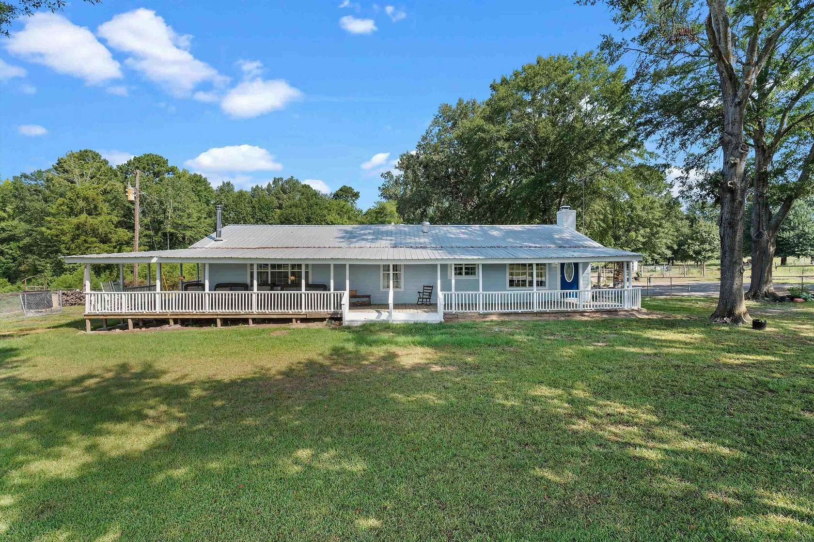 10.1 Acres of Land with Home for Sale in Long Branch, Texas