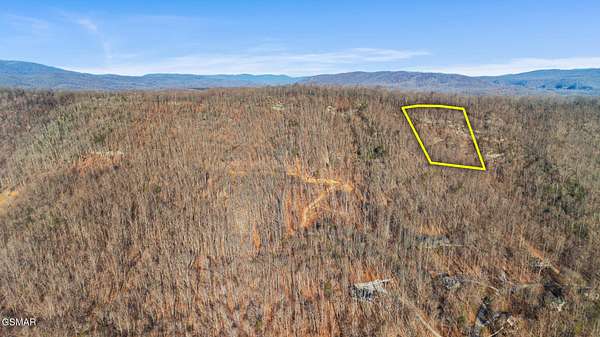 5.16 Acres of Residential Land for Sale in Jacksboro, Tennessee