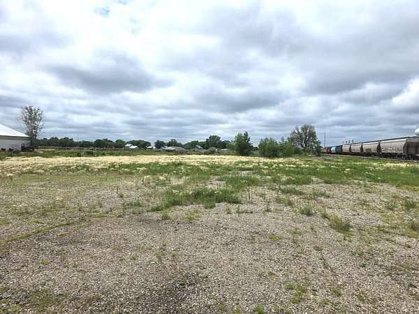 Land for Sale in Miller, South Dakota
