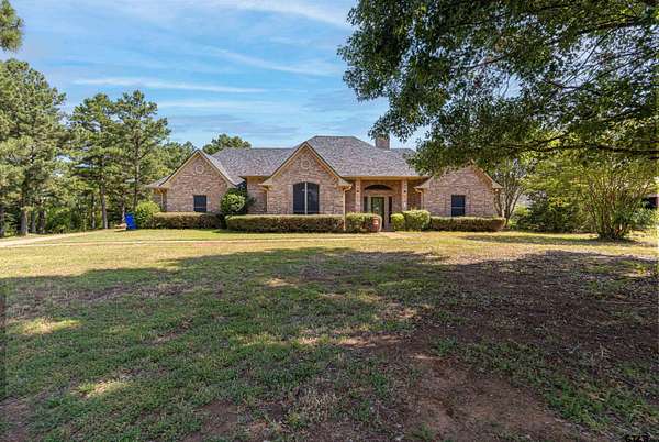 1.5 Acres of Land with Home for Sale in Tyler, Texas