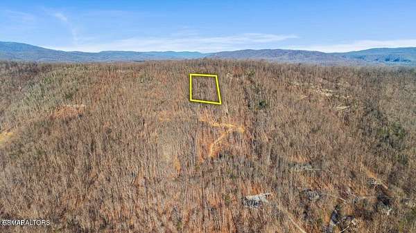 2.85 Acres of Residential Land for Sale in Jacksboro, Tennessee