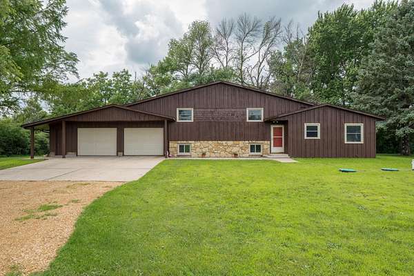 6 Acres of Land with Home for Sale in Mapleton, Minnesota