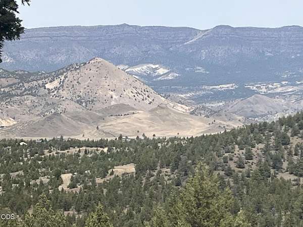 44 Acres of Land for Sale in Mitchell, Oregon