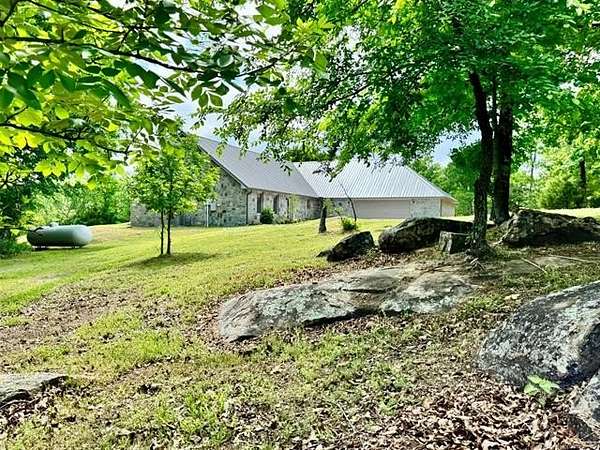 37 Acres of Recreational Land with Home for Lease in Porum, Oklahoma