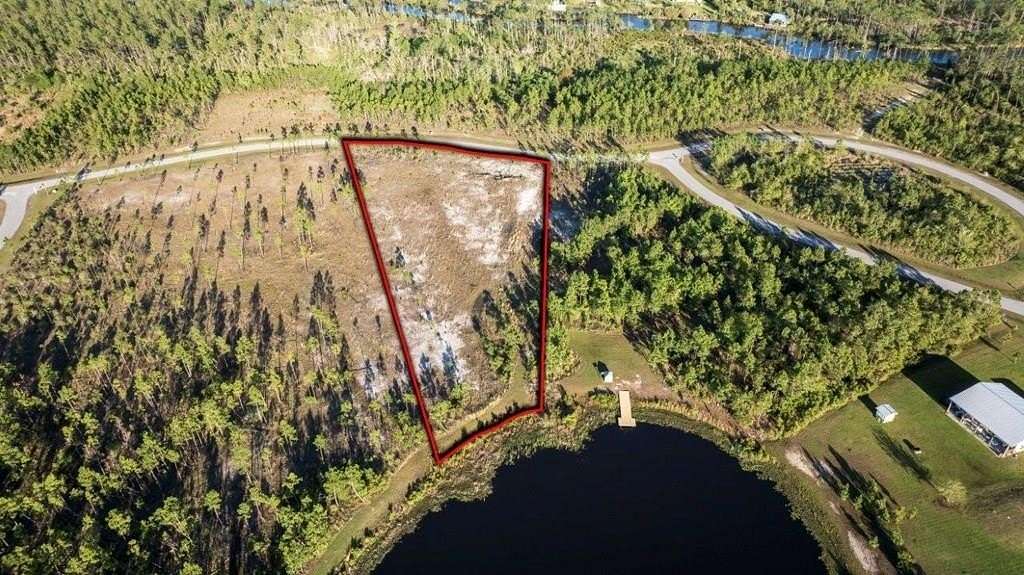2 Acres of Residential Land for Sale in Wewahitchka, Florida