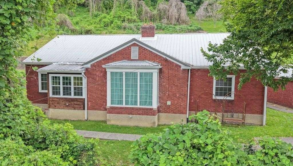 2.75 Acres of Land with Home for Sale in Hazard, Kentucky
