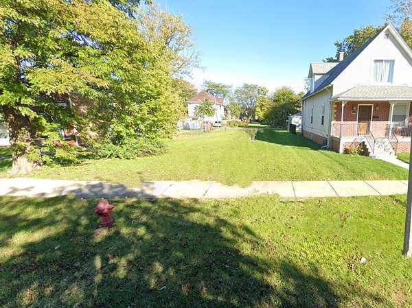 0.14 Acres of Residential Land for Sale in Maywood, Illinois