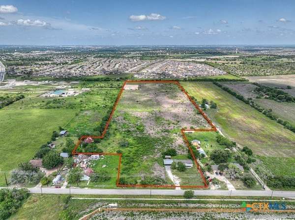 18.6 Acres of Land for Sale in Marion, Texas