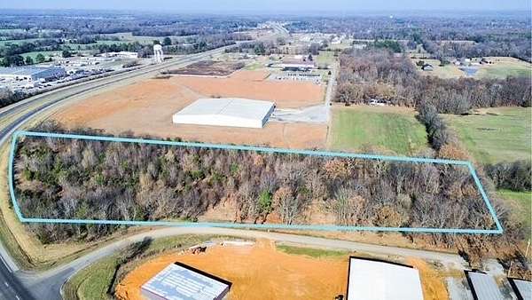 7 Acres of Commercial Land for Sale in Benton, Kentucky