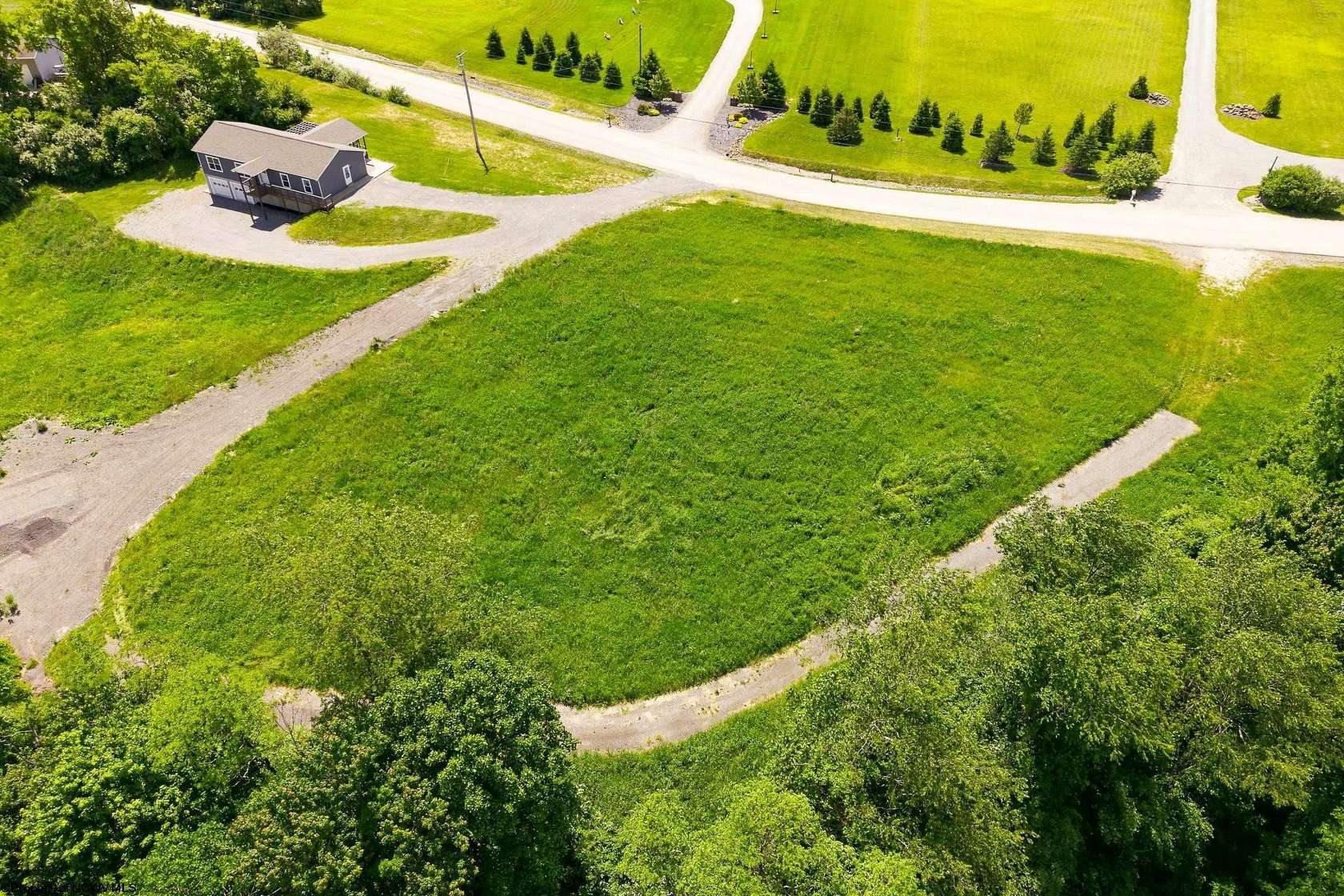 1.36 Acres of Residential Land for Sale in Bruceton Mills, West Virginia