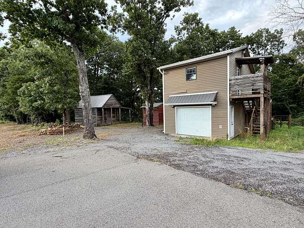 9 Acres of Land with Home for Sale in Clinton, Arkansas
