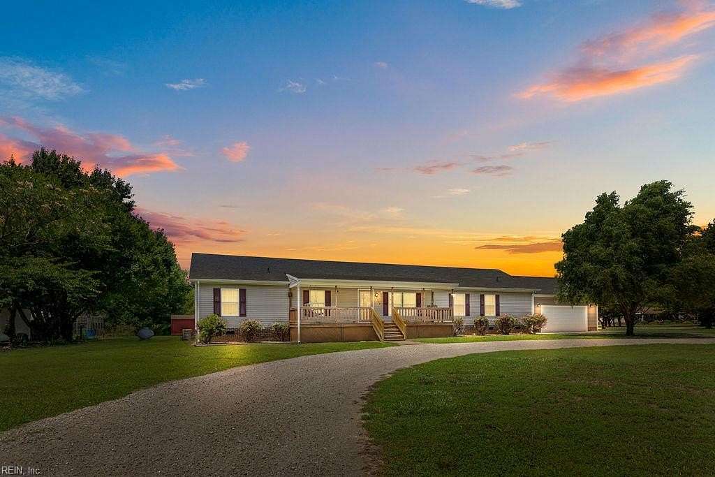 1.64 Acres of Land with Home for Sale in Ivor, Virginia