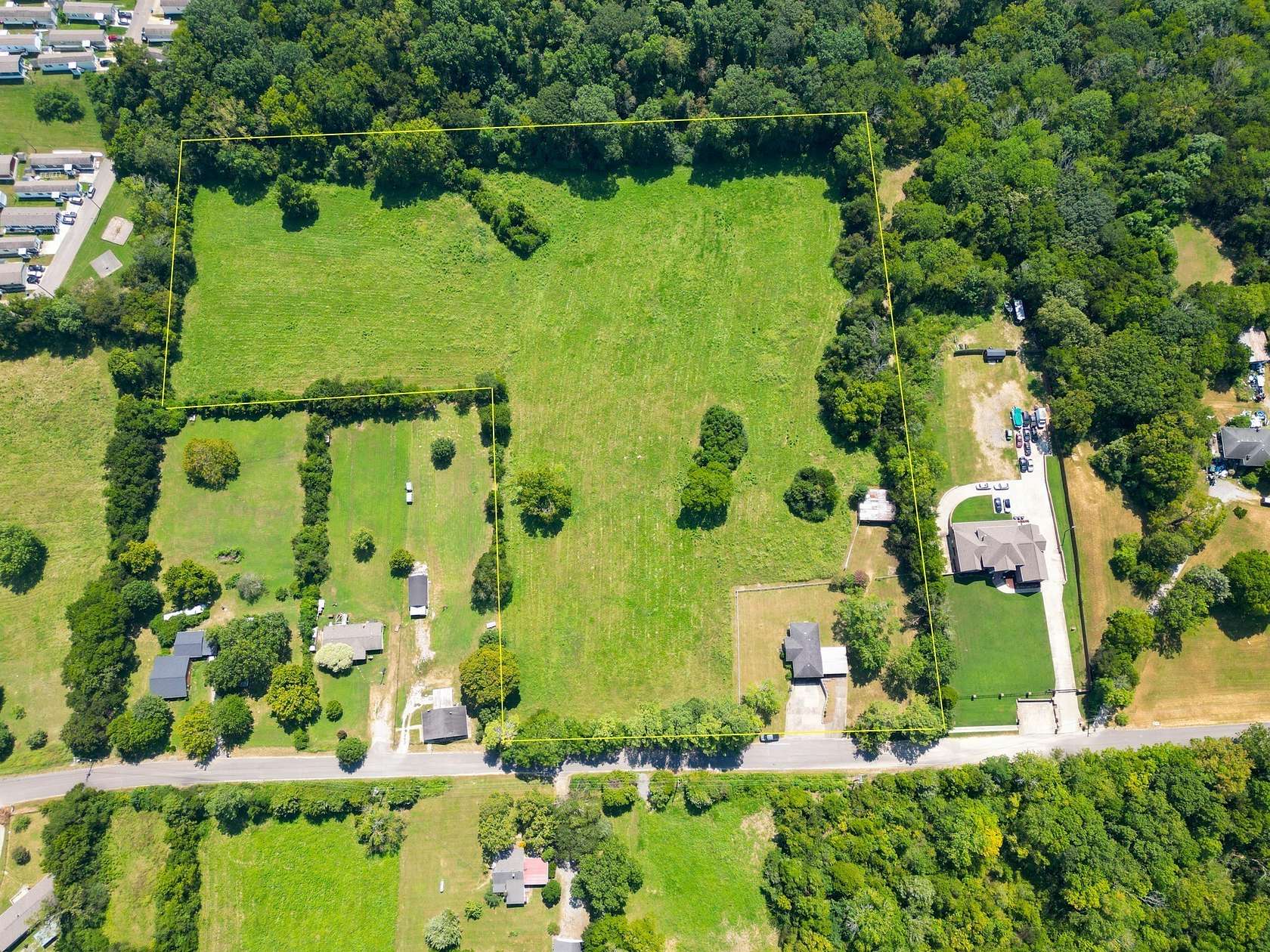 10.5 Acres of Land for Sale in Goodlettsville, Tennessee