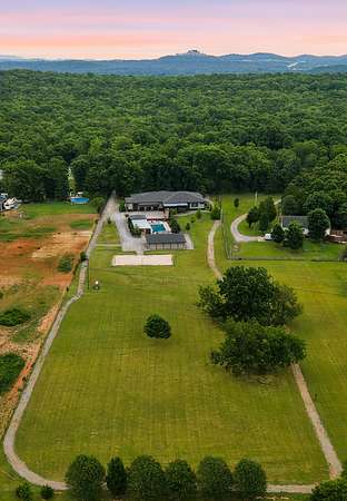 5 Acres of Land with Home for Sale in Murfreesboro, Tennessee