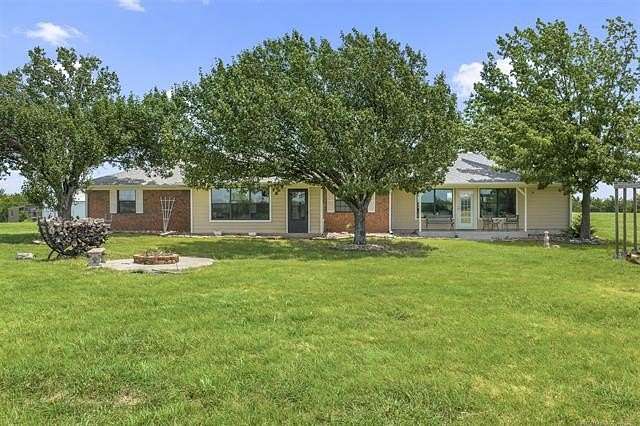 45 Acres of Land with Home for Sale in Marietta, Oklahoma